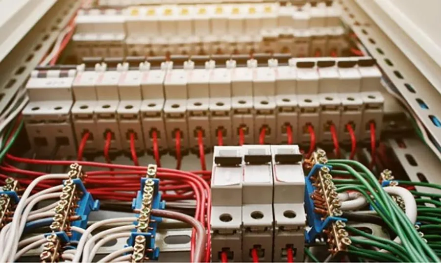 استانداردهای تابلو برق